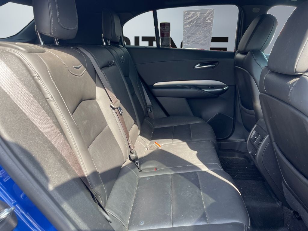 2022 Cadillac XT4 AWD Premium Luxury