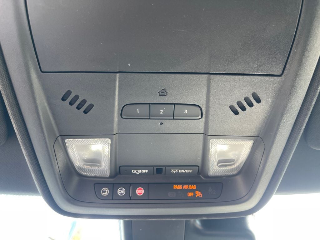 2022 Cadillac XT4 AWD Premium Luxury