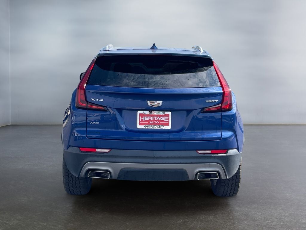 2022 Cadillac XT4 AWD Premium Luxury