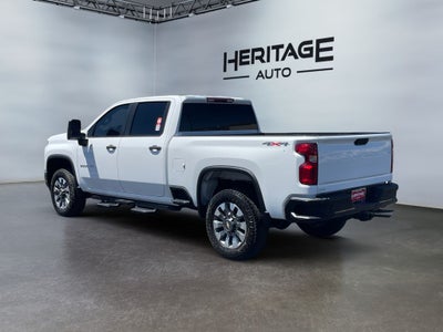 2022 Chevrolet Silverado Custom