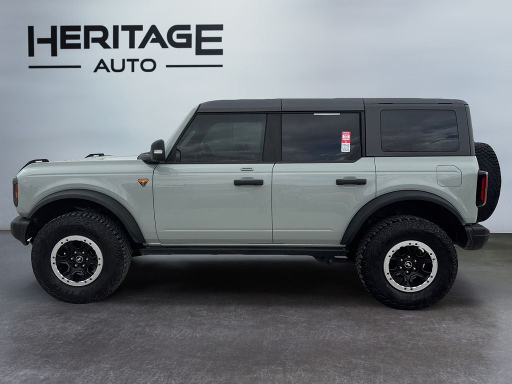 2023 Ford Bronco Base