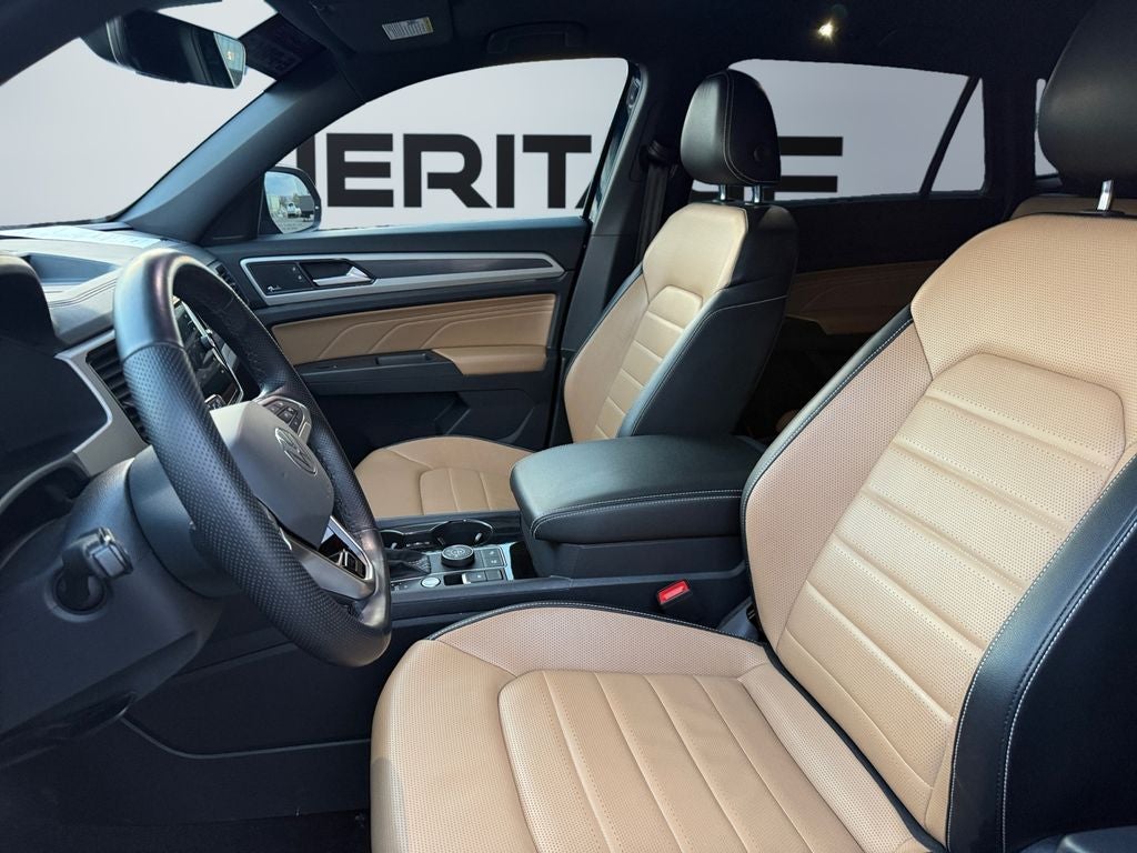 2022 Volkswagen Atlas Cross Sport 3.6L V6 SEL Premium R-Line