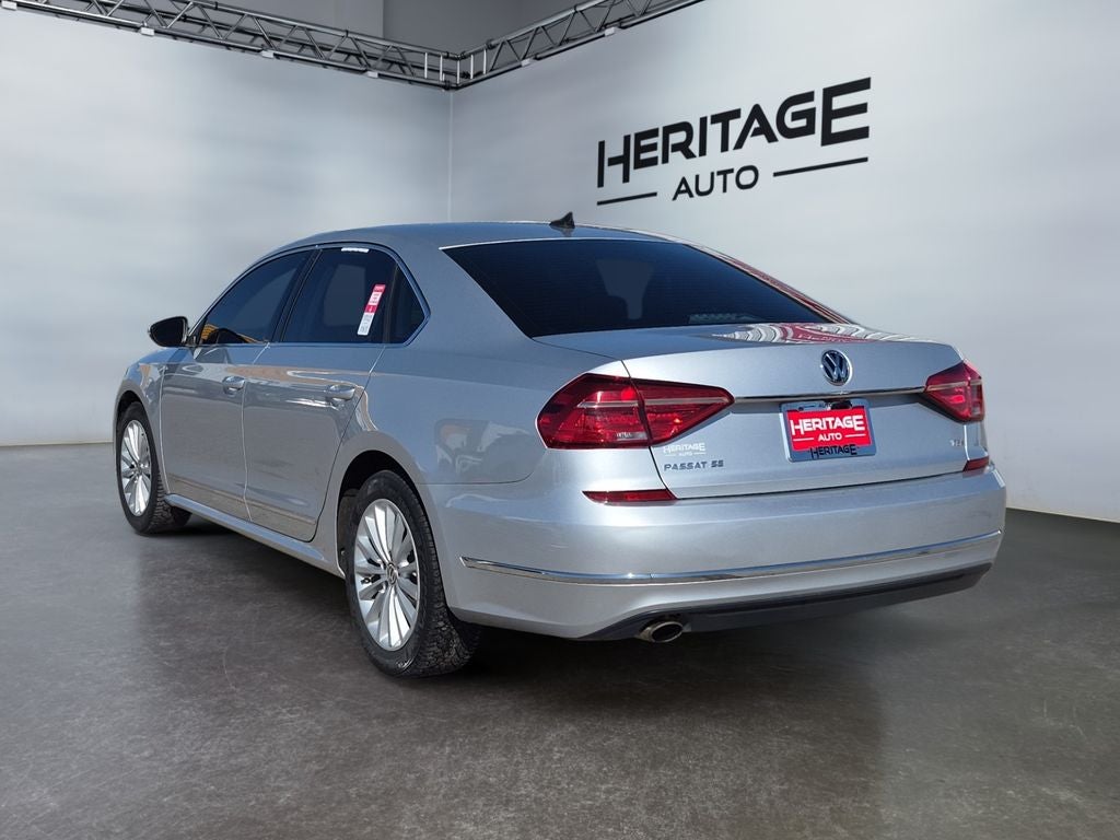 2016 Volkswagen Passat 1.8T SE