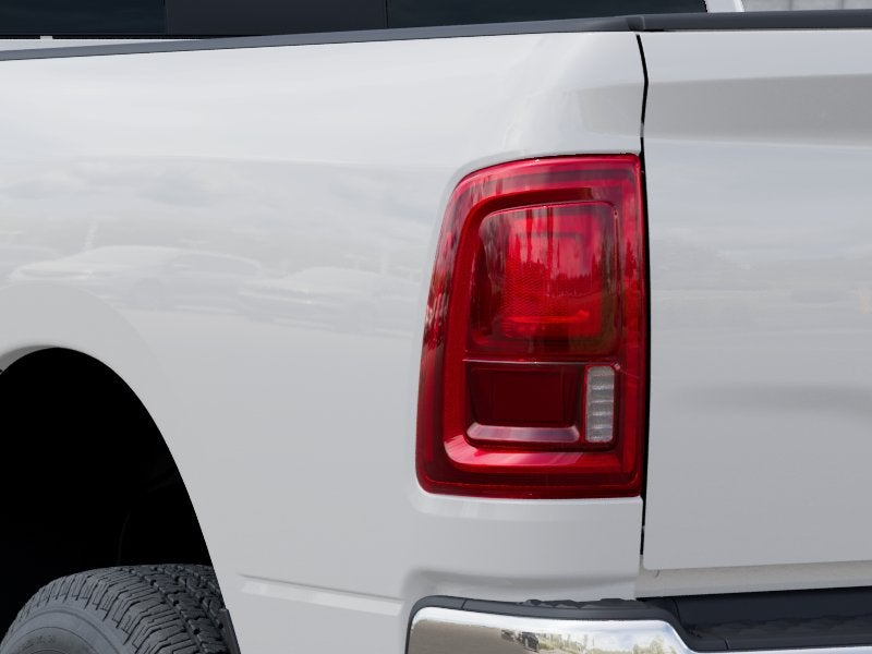 2027 RAM 2500 RAM 2500 TRADESMAN CREW CAB 4X4 8' BOX